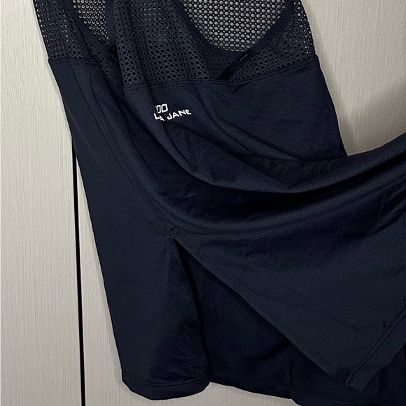 Lorna Jane mesh top long workout tank - Picture 3 of 3